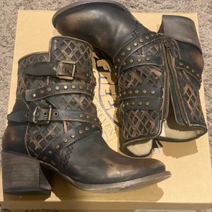 Freebird by Steven CATO boots Black size 8